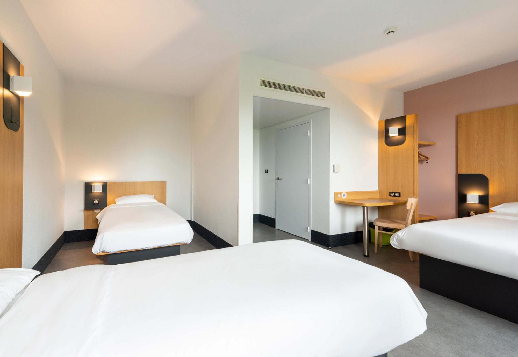 B&B Hotel Nantes Савене Экстерьер фото