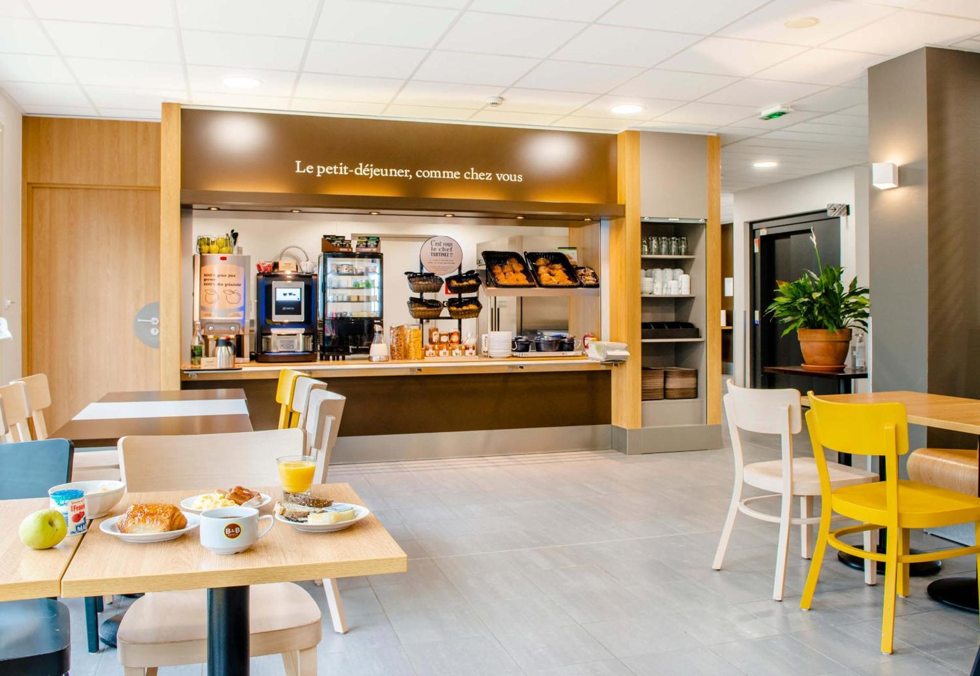 B&B Hotel Nantes Савене Экстерьер фото
