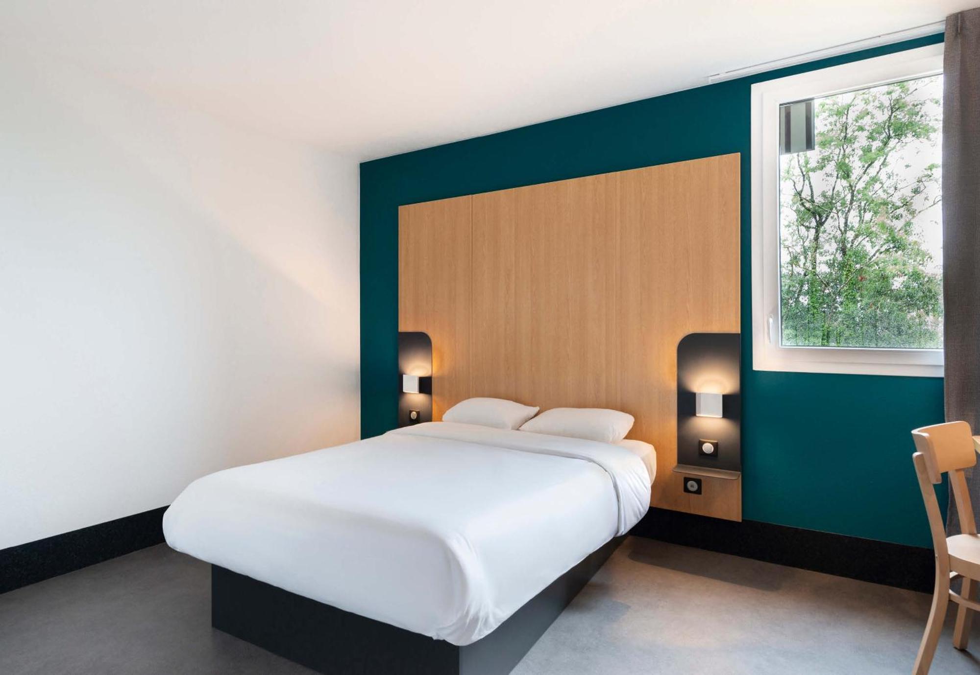 B&B Hotel Nantes Савене Экстерьер фото